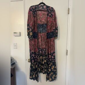 Long flowy duster cardigan size L (D205)